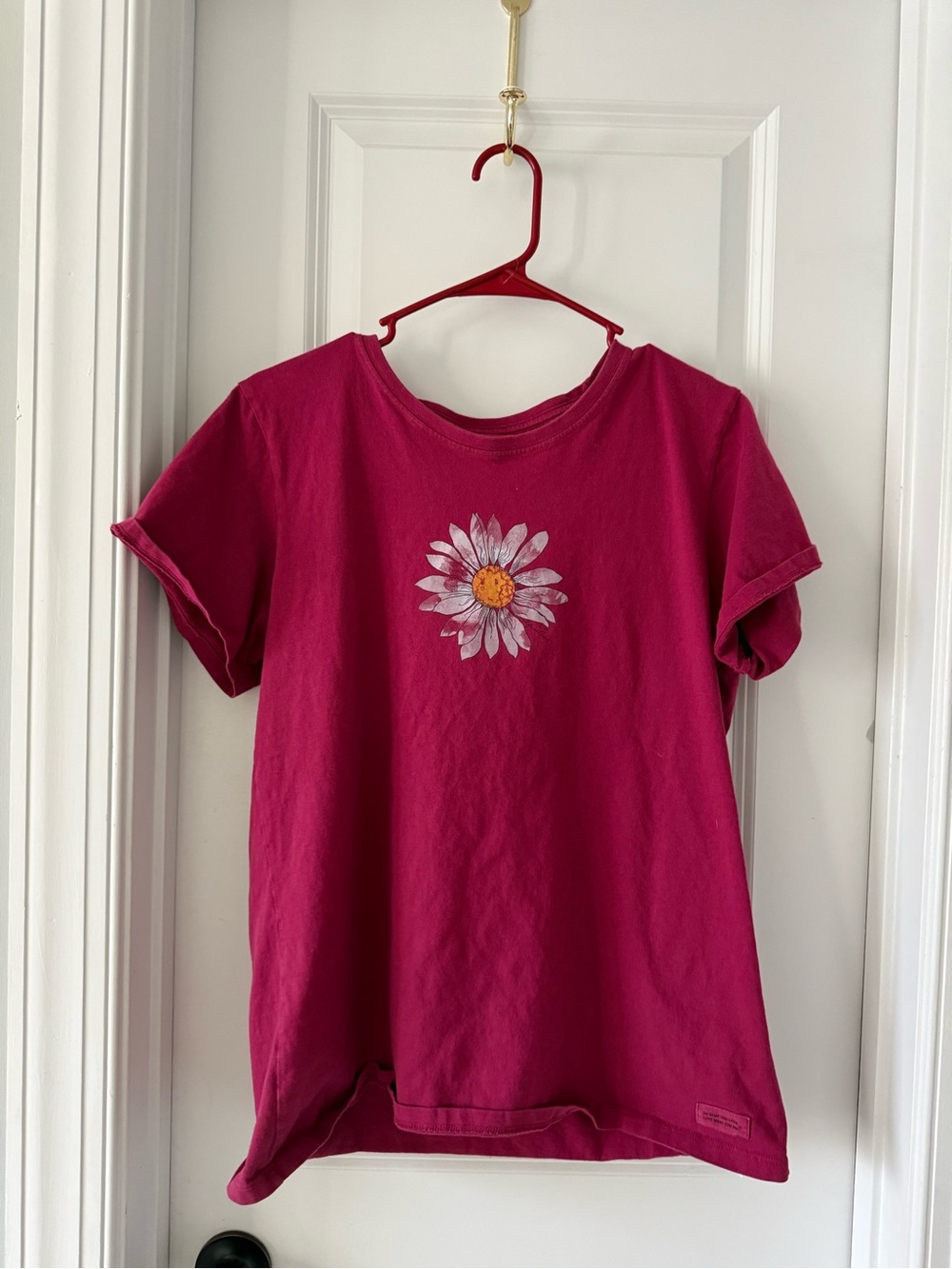 Life Is Good Magenta Daisy Short Sleeve Tee
